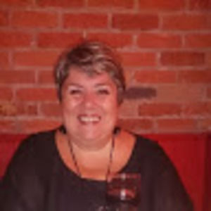 Meet your Posher, Suzanne